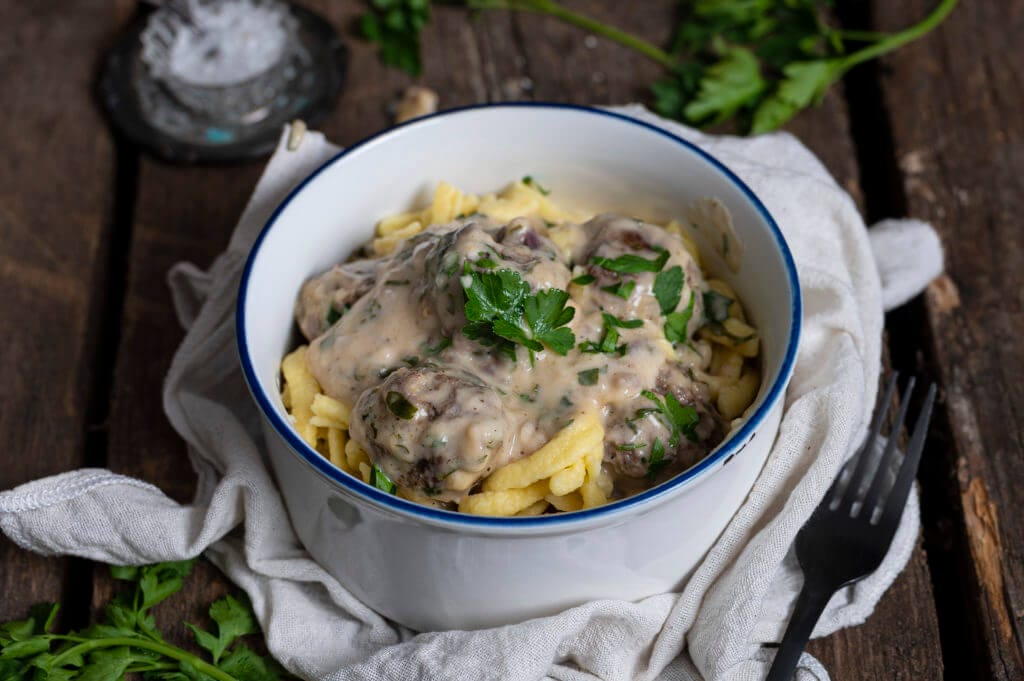 Würzige Schwedische Köttbullar für den perfekten Genuss - SEVERIN ...