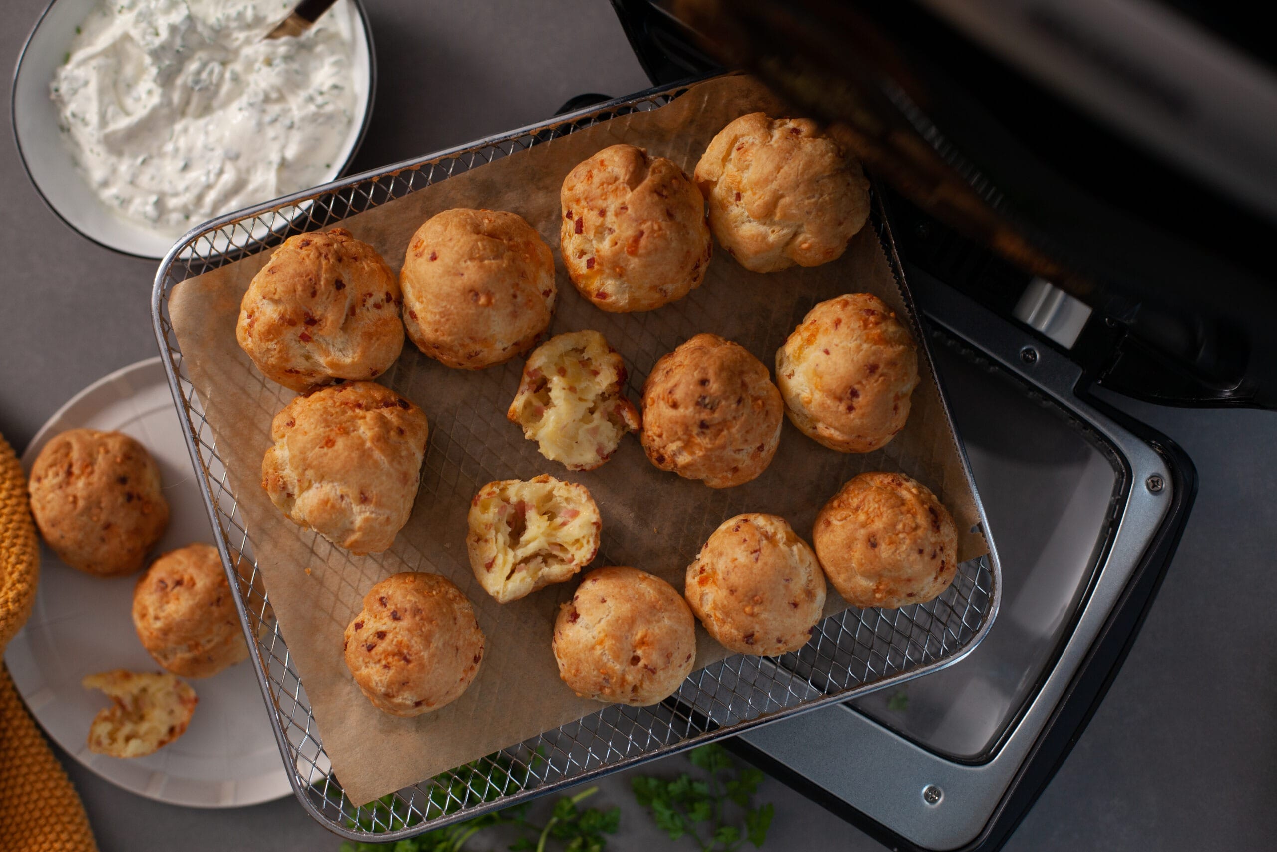 Schinken-Käse-Krapfen aus der Heißluftfritteuse - SEVERIN (Official)