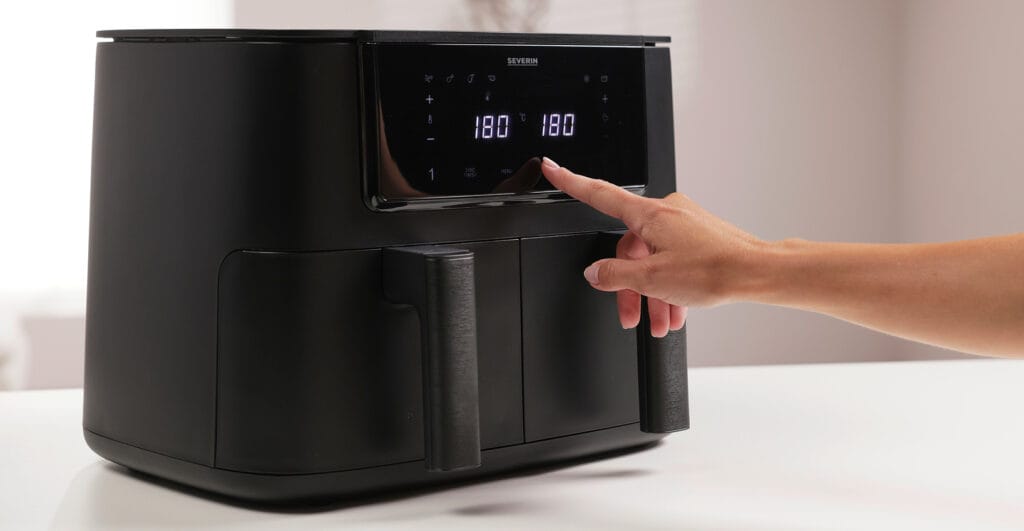 Black-Line-Dual_Feature-Slider_1636-x-848-px_3