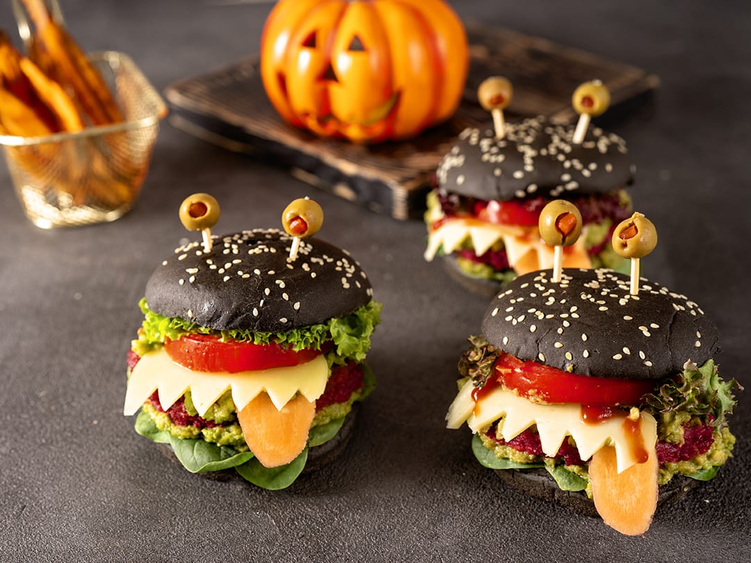 MonsterBurger-GettyImages-1176577374_1080x810px